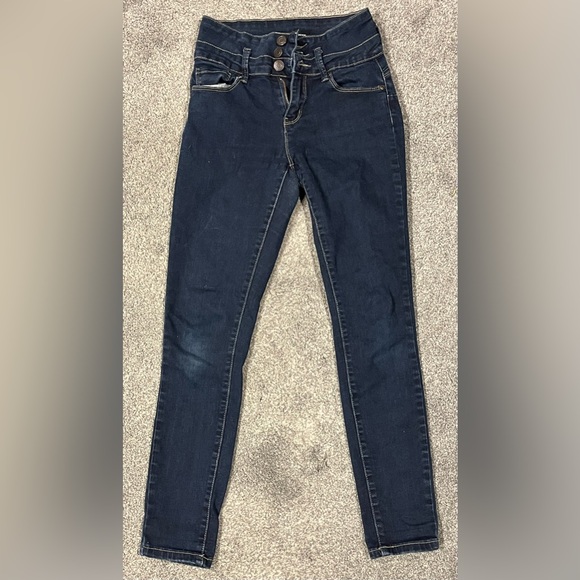 Skinny Jeans - Picture 2 of 5